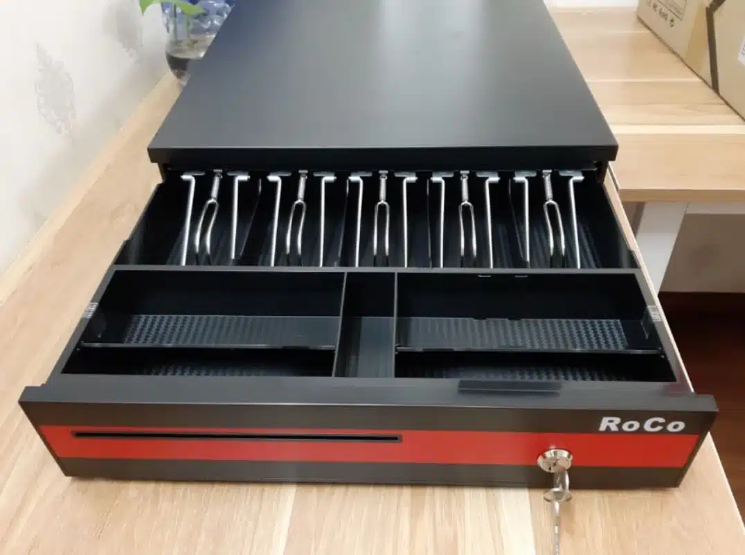 Két tiền RoCo RC-405