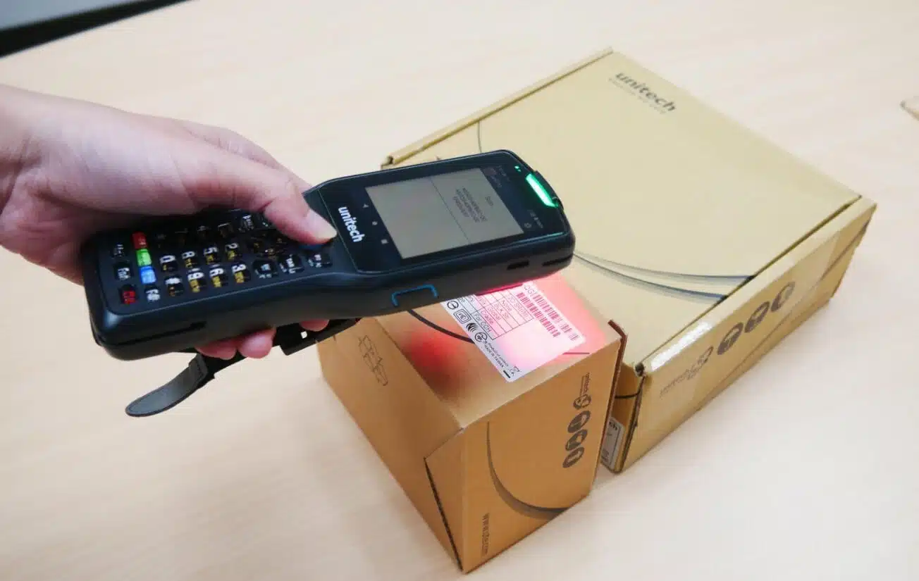 Máy kiểm kho Unitech HT380